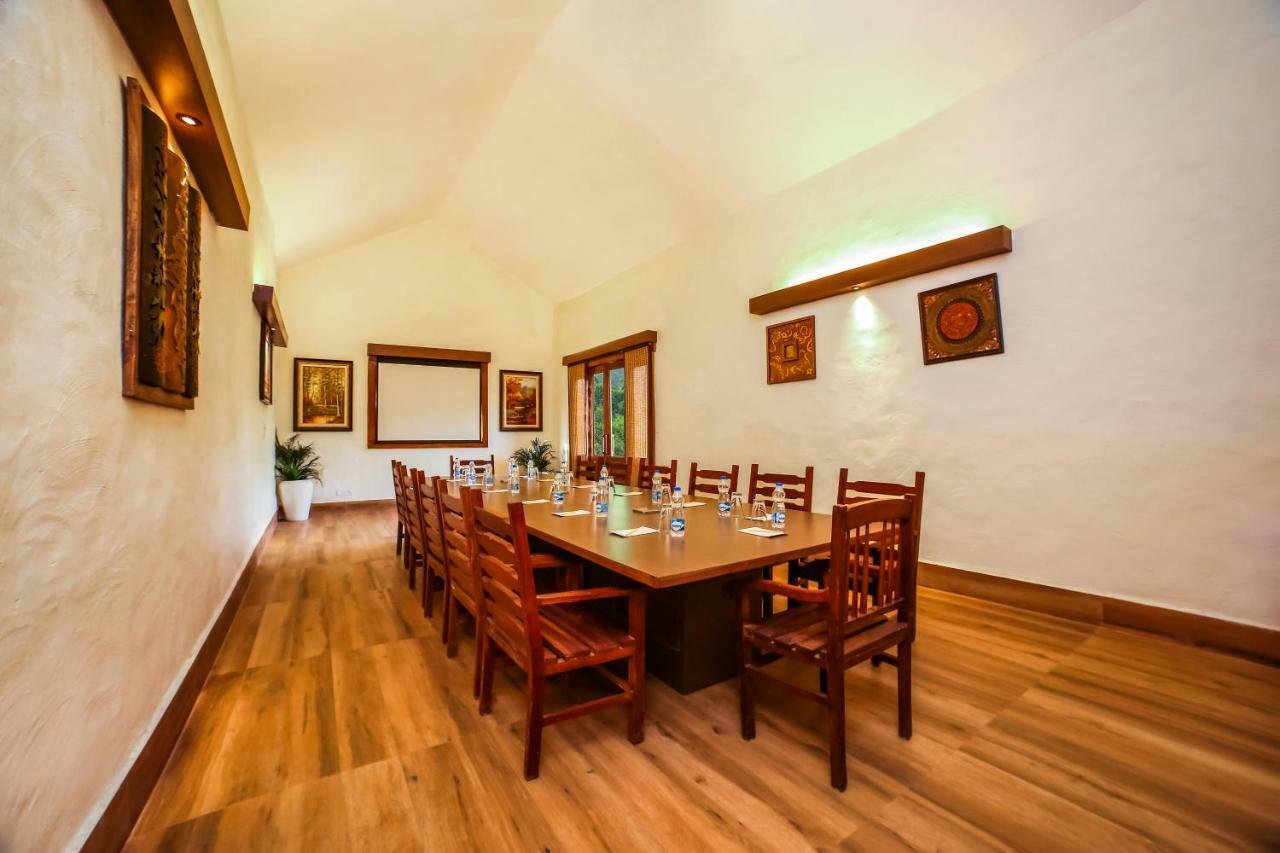 Lemon Tree Wildlife Resort, Bandhavgarh Tāla Екстериор снимка